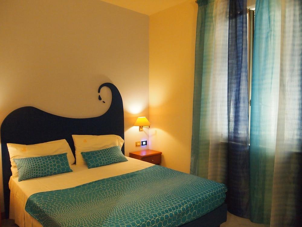 Piccolo Hotel 모네글리아 외부 사진